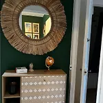 Un A Cote De La Cite Florale *