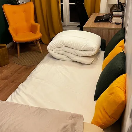Un A Cote De La Cite Florale