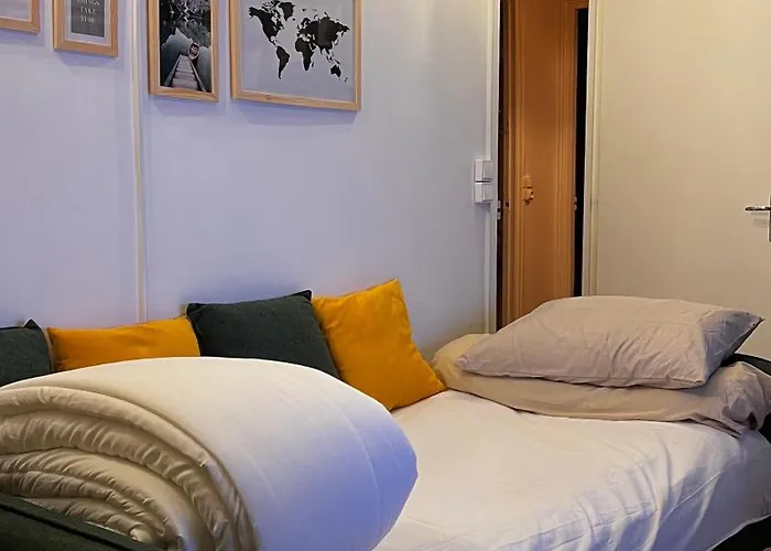 Appartement Un à Côté De La Cité Florale *